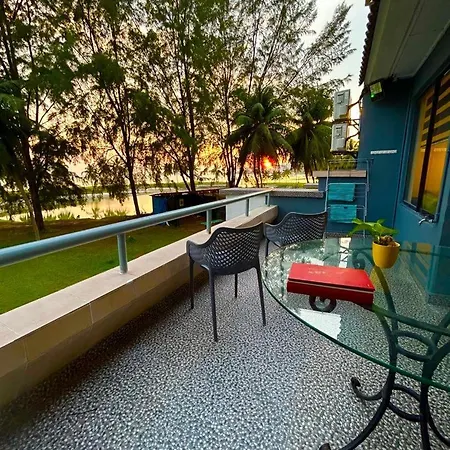 Pd Bayview Seafront Homestay Port Dickson Exterior photo